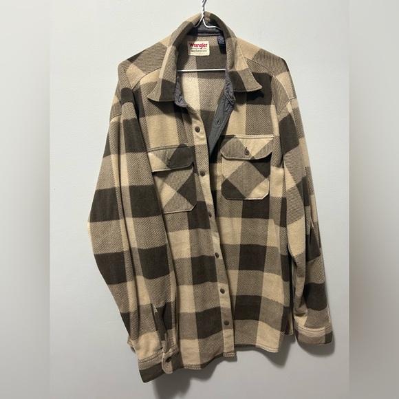 Wrangler Authentic Men’s Long Sleeve Plaid Fleece Button Down Shirt Jacket - Picture 3 of 11